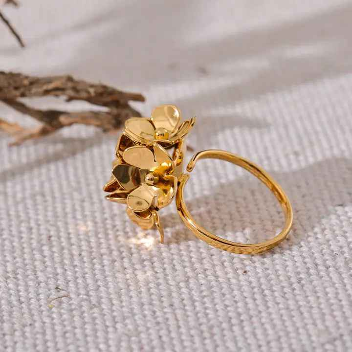 Beatrice Ring