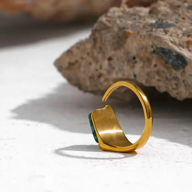 Malachite Ring for Transformation - Raw Spiritual
