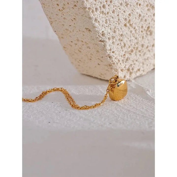 Emma Heart Pendant Necklace Yiwu Jinyou VIMI