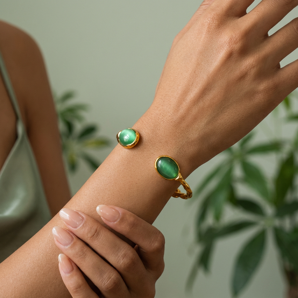 Green Jade Bracelet for Prosperity & Luck - Lifestyle F