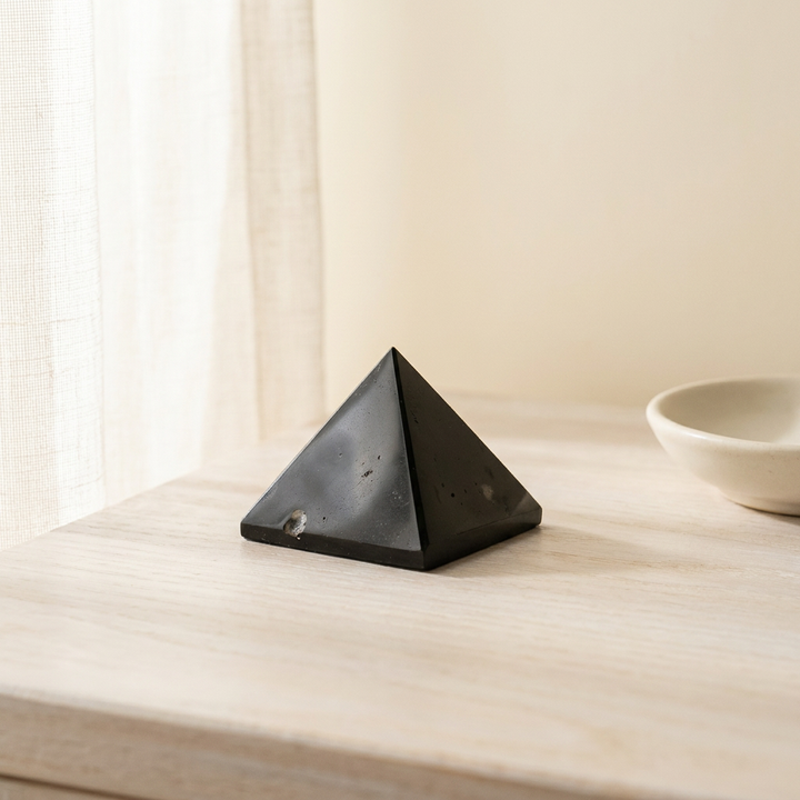 Black obsidian Pyramid for Protection - Lifestyle