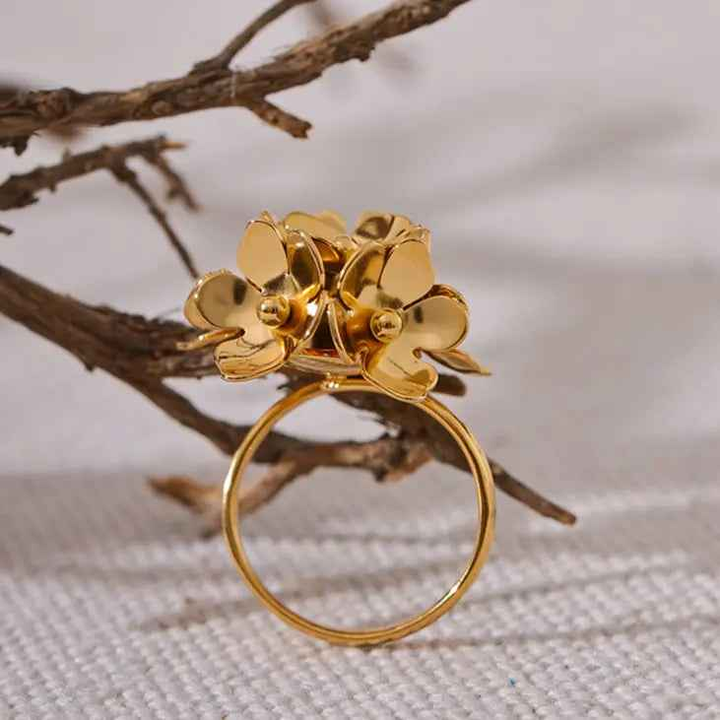 Beatrice Ring